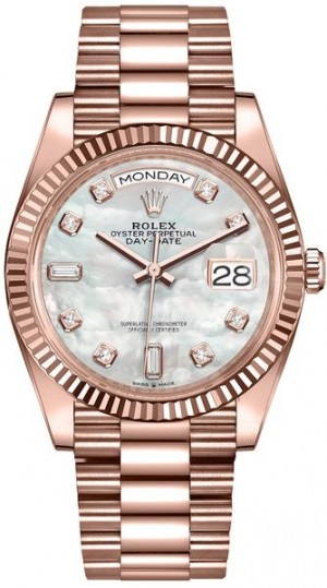 Rolex Day-Date 36 Montre pour femmes avec cadran en nacre 128235