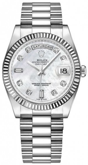 Montre Rolex Day-Date 36 en or blanc et nacre pour femmes 128239