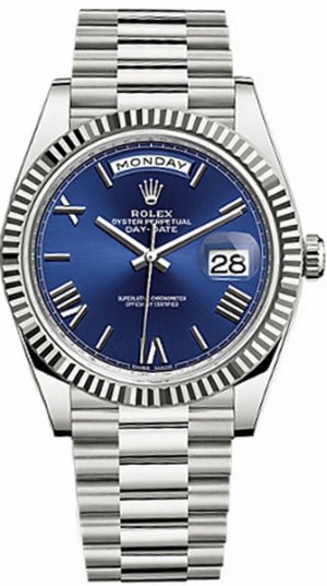 Rolex Day-Date 40 Montre en or massif à cadran bleu 228239