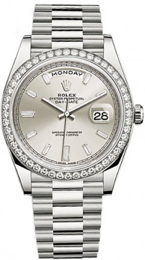 Montre Rolex Day-Date 40 en or blanc massif avec diamants pour hommes 228349RBR