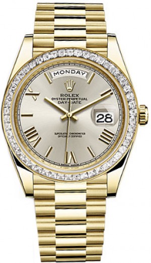 Montre Rolex Day-Date 40 en or à chiffres romains 228398TBR