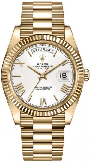 Montre Rolex Day-Date 40 cadran blanc en or pour hommes 228238