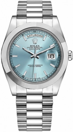 Rolex Day-Date 41 Montre en platine avec cadran bleu glacier et bracelet présidentiel 218206